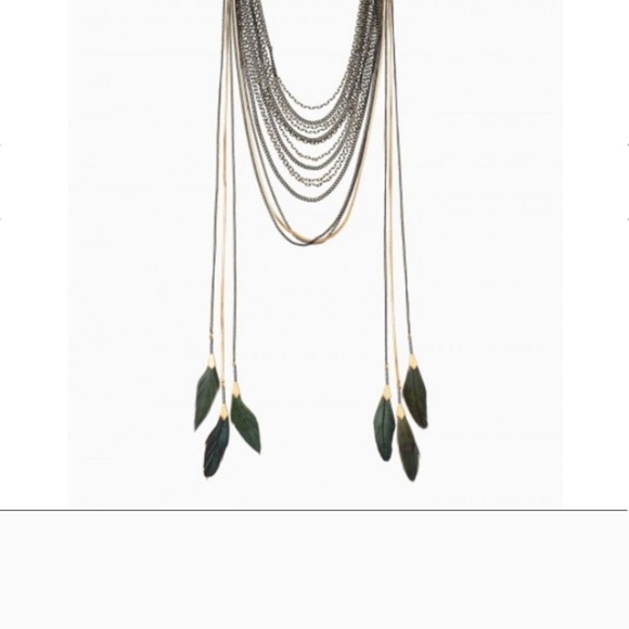 Stella & Dot Accessories - Stella & Dot Gold and Green Leaf Necklace